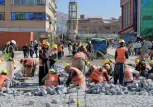 بازار کار ایران زیر فشار | اشتغال اتباع فقط با تأیید وزارت کار!