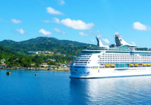 تحلیل جامع هزینه‌های سفر با کشتی کروز: انتخاب لوکس یا مقرون‌به‌صرفه؟