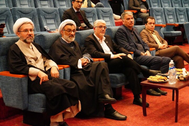 خسروپناه: دانشگاه موفق دارای دانشکدههای درهم تنیده است نه جزیره ای