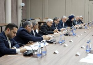 عراقچی با معاون نخست وزیر جمهوری آذربایجان دیدار کرد