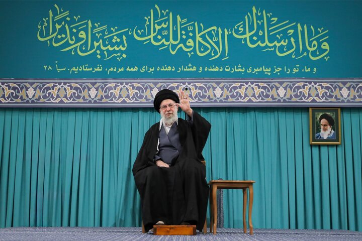 در راه دفاع از ولایت نه می‌ترسیم و نه تردید می‌کنیم