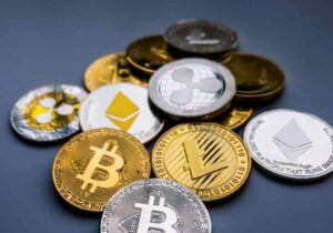 قیمت ارزهای دیجیتال امروز دوشنبه ۲۰ بهمن ۱۴۰۴ / بیت‌کوین و اتریوم با کاهش اندک معامله شدند