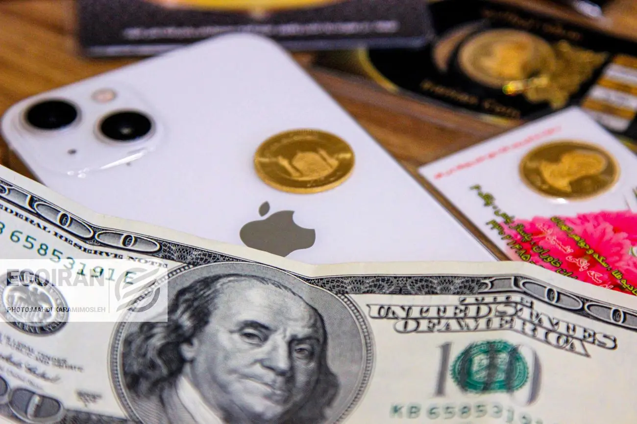قیمت طلا و دلار امروز پنجشنبه ۱۶بهمن/ طلا و دلار بر مدار صعود + جدول