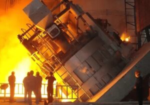 نمادهای فولادی در ۱۰ ماه به رشد ۳۶ درصدی رسیدند؛ ذوب‌آهن و فسپا غول های خسته زنگ زده