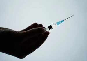 هشدار نسبت به تهدید جان بیمار در اثر تزریقات خانگی