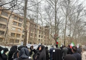 تجمع اعتراضی حقوقدانان ایرانی مقابل دفتر سازمان ملل در تهران