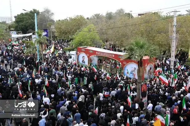 مراسم تشییع شهید تنگسیری در بندرعباس