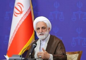 مصادره اموال ایرانیان همکار با دشمن در داخل و خارج کشور