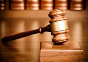 اموال مهناز افشار، نیکی کریمی و مزدک میرزایی توقیف شد