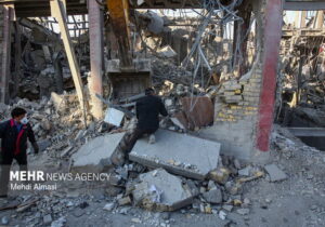 انفجار منزل مسکونی در شهمیرزاد؛ یک مصدوم از زیر آوار نجات داده شد