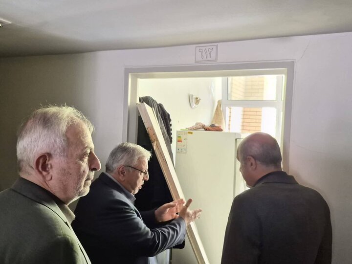 بازدید معاون وزیر علوم از بخش‌های آسیب‌دیده دانشگاه شهیدبهشتی