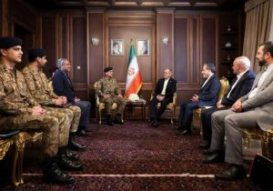 دیدار فرمانده ارتش پاکستان با رئیس جمهور