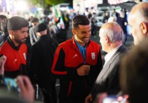 صحبت‌های متفاوت بازیکنان تیم ملی فوتبال در جمع مردم