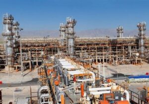 فوری/ حمله هوایی دشمن به یک پتروشیمی دیگر کشور