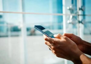 وزارت ارتباطات خواب است یا خود را به خواب زده!