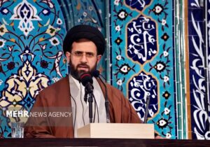 آرامی: ملت ایران سرسوزنی عقب نشینی در قبال دشمن را نمی‌پذیرد