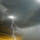 آماده‌باش برای طوفان و رعدوبرق در ۱۲ استان /  باران، باد شدید و گردوخاک در راه است