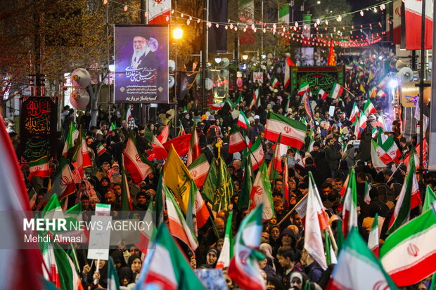 اجتماع باشکوه زنجانی‌ها در هشتاد و پنجمین شب از شب‌های حماسه حضور