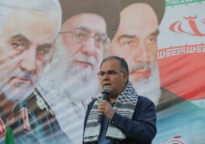 استاندار سابق زنجان: شهید رئیسی از ظلمهای دیگران در حق خود گلایه نکرد