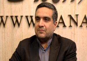 اسحاقی: دستگاه قضا با گرانی دارو مقابله کند