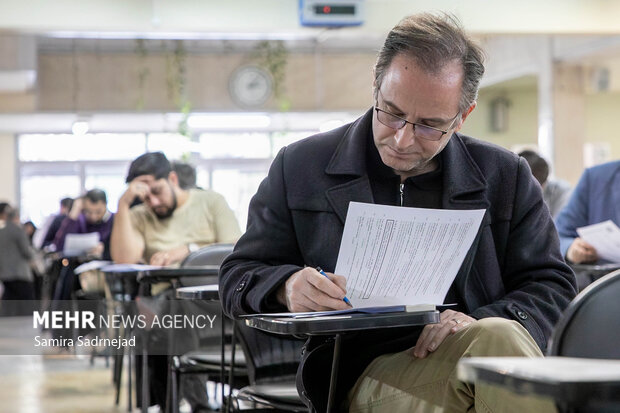 دلایل مخالفت وزارت بهداشت با جایگزینی شرط معدل به جای آزمون جامع دکتری