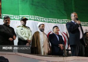 رستمی: فشار اقتصادی دشمن علیه ملت ایران بینتیجه است
