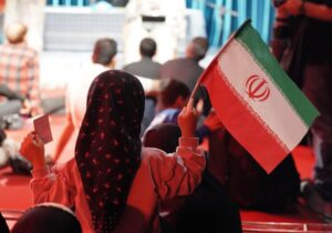 ضیاء‌آباد در شب هشتادوهشتم؛ استمرار حضور مردمی در حمایت از انقلاب