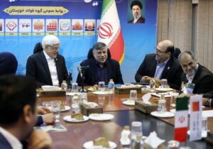 عارف: باید در مدیریت جهادی ساعت را از مچ خود باز کنیم!