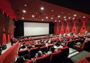 عرضه بلیت نیم‌بهای سینما دو روز در هفته شد