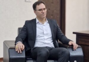فرماندارتنگستان:دستگاه‌های اجرایی از برنامه‌های کمیته امداد حمایت کنند