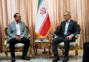 فرمانده ارتش پاکستان با پزشکیان دیدار کرد