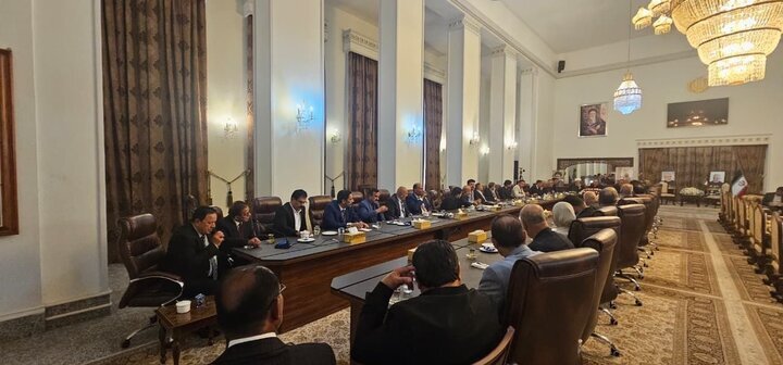 قدرت ایران تنها در عرصه نظامی خلاصه نمیشود قدرت ایران تنها در عرصه نظامی خلاصه نمیشود