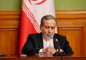نامه عراقچی درباره تحرکات ضد ایرانی آمریکا و بحرین در سازمان ملل