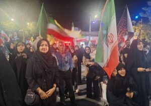 هفتاد و پنجمین شب اجتماع حماسی مردم فراهان در بیعت با رهبر انقلاب