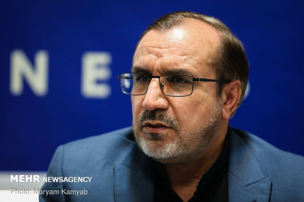 گرانی خودرو قابل توجیه نیست؛ باید با سوداگران و محتکران برخورد شود