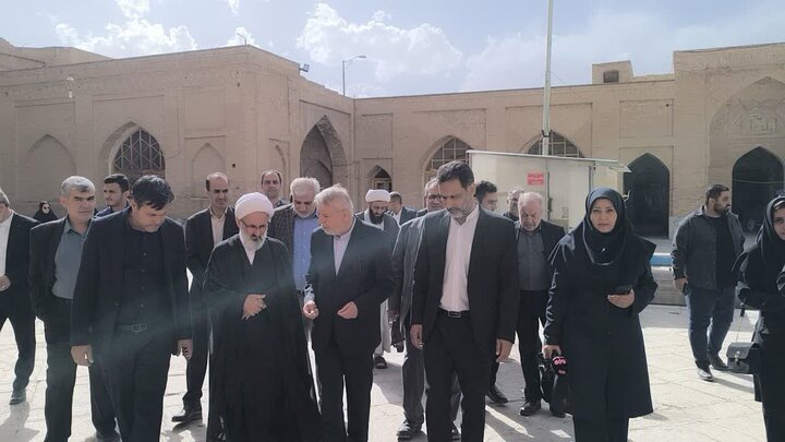 گلپایگان نیازمند هتل و زیرساختهای گردشگری در شأن مردم است گلپایگان نیازمند هتل و زیرساختهای گردشگری در شأن مردم است