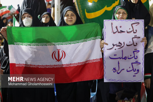 ۶۰ شب، ۶۰ حماسه؛ مردمی که با اقتدار پای عهد خود ایستاده‌اند