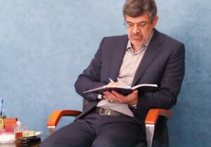 احیاگر اسلام ناب محمدی (ص) بزرگ‌ترین انقلاب قرن را رقم زد