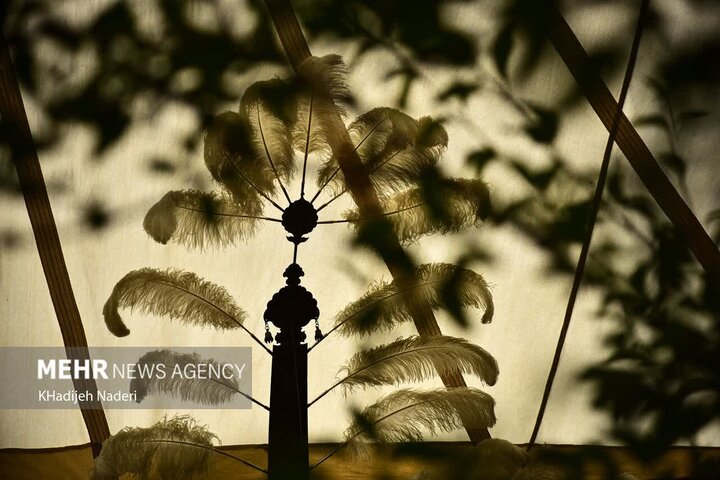 بام ایران سیاهپوش محرم شد؛ روایت «بعثت» و «فتح» در محافل حسینی