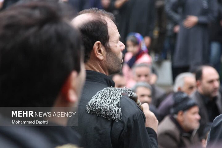 بام ایران سیاهپوش محرم شد؛ روایت «بعثت» و «فتح» در محافل حسینی بام ایران سیاهپوش محرم شد؛ روایت «بعثت» و «فتح» در محافل حسینی