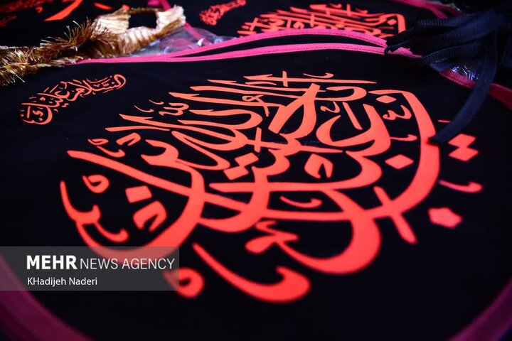 بام ایران سیاهپوش محرم شد؛ روایت «بعثت» و «فتح» در محافل حسینی بام ایران سیاهپوش محرم شد؛ روایت «بعثت» و «فتح» در محافل حسینی