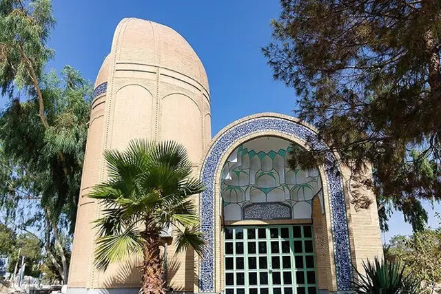 بانو امین نماد توانمندی زنان است/زن مجتهد میتواند مرجع معنوی باشد