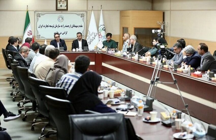 بررسی ظرفیتهای صادراتی ایران / نشست فعالان صنایع خلاق برگزار شد