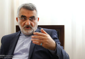 تفاهم‌نامه نباید به تصویب مجلس برسد؛ ایران دانش هسته‌ای را رها نمی‌کند