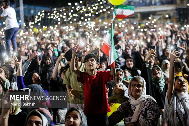 جشن مردمی غدیر؛دانشگاه تربیتی تمدنسازی/پیام غدیر برای جهان معاصر چیست