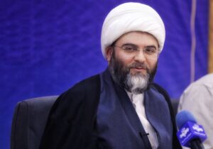 حجتالاسلام قمی: شخصیت امام راحل و رهبر شهید جزئی از مکتب امامین است