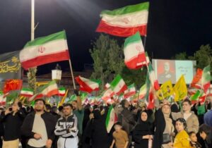 ضیاء‌آباد در نودونهمین شب؛ استمرار حضور مردمی در حمایت از انقلاب