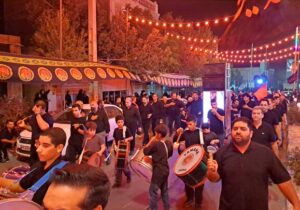 عزاداری شب عاشورای حسینی در اردستان