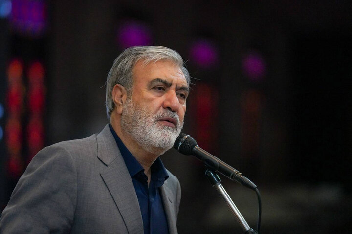 عزیزی: آمریکا ارادهای برای جلب اعتماد ملت ایران ندارد