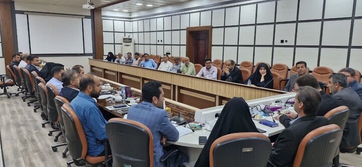 فرماندار تنگستان: ۴۶۰۰ واحد صنعتی در شهرستان وجود دارد فرماندار تنگستان: ۴۶۰۰ واحد صنعتی در شهرستان وجود دارد